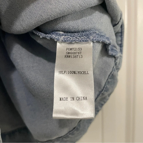 Light-wash Denim Peplum Top w/ Front-Tie Closure Detail - Picture 6 of 8